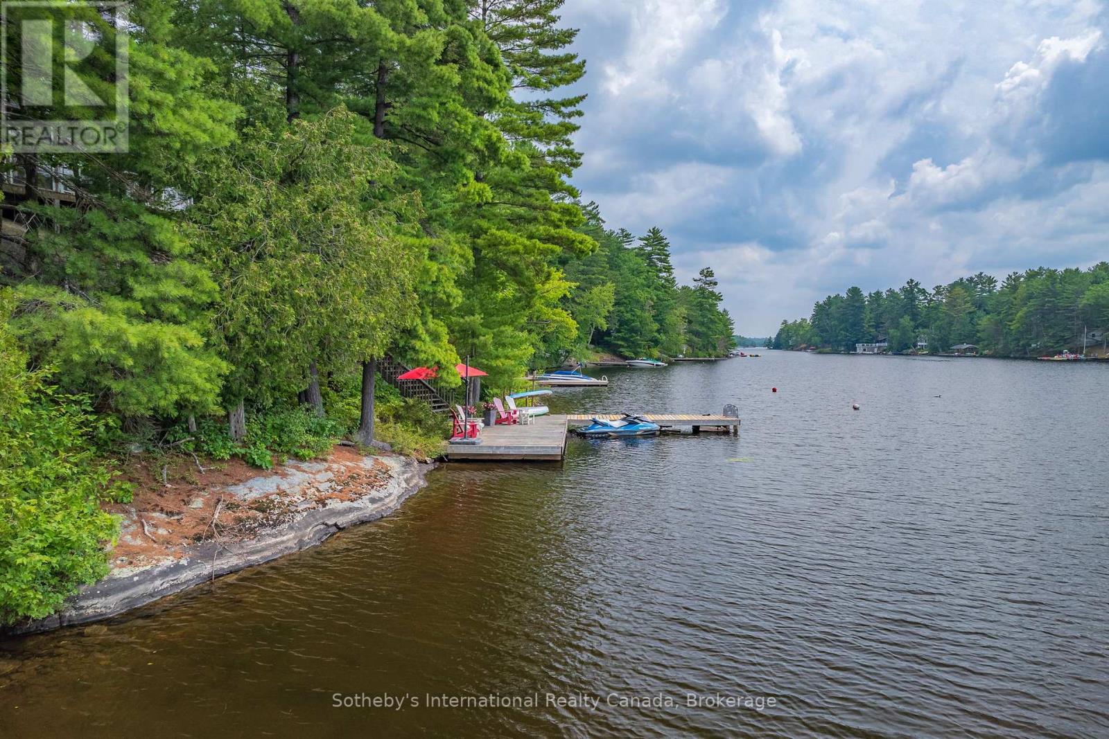 1032 Sunset Bay Road N, Gravenhurst, Ontario  P1P 1R2 - Photo 8 - X12296919