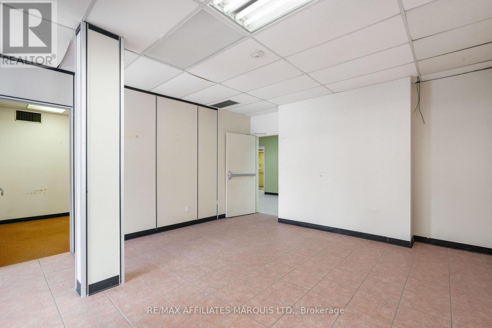 408-410 Pitt Street, Cornwall, Ontario  K6J 3R2 - Photo 17 - X12225351