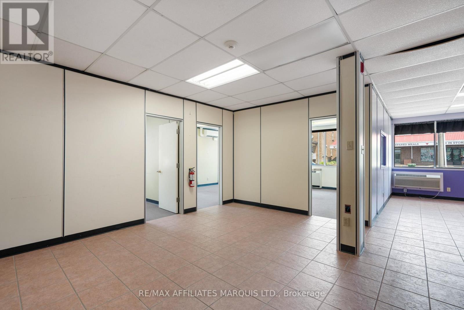 408-410 Pitt Street, Cornwall, Ontario  K6J 3R2 - Photo 18 - X12225351