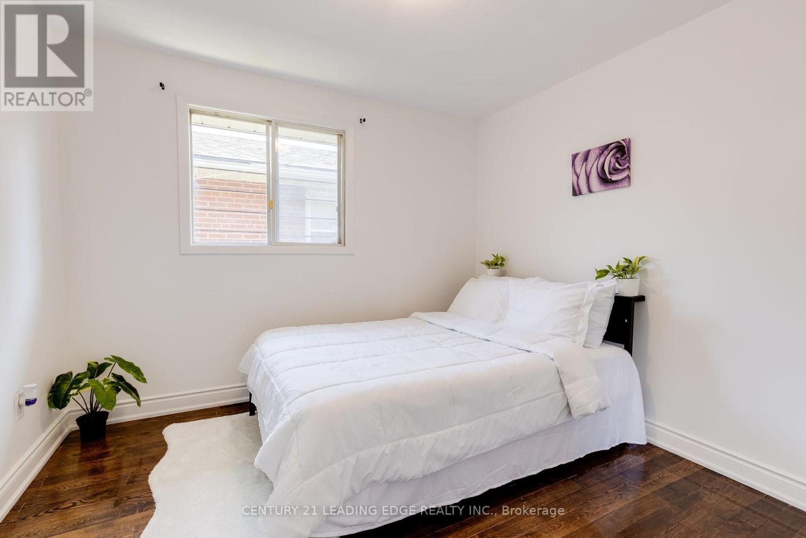 83 Marilake Drive, Toronto (Agincourt South-Malvern West), Ontario  M1S 1V8 - Photo 15 - E12296880