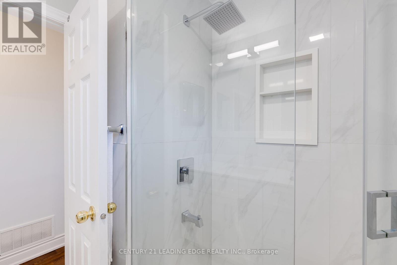 83 Marilake Drive, Toronto (Agincourt South-Malvern West), Ontario  M1S 1V8 - Photo 20 - E12296880