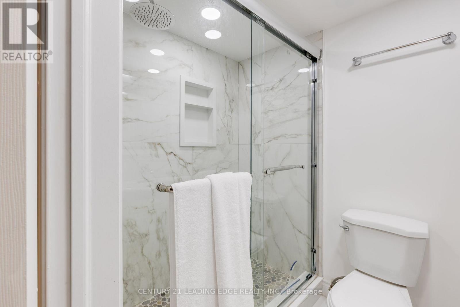 83 Marilake Drive, Toronto (Agincourt South-Malvern West), Ontario  M1S 1V8 - Photo 29 - E12296880