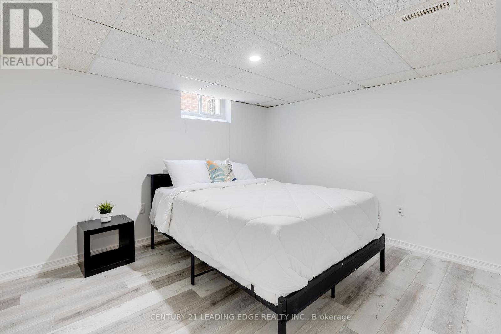 83 Marilake Drive, Toronto (Agincourt South-Malvern West), Ontario  M1S 1V8 - Photo 30 - E12296880