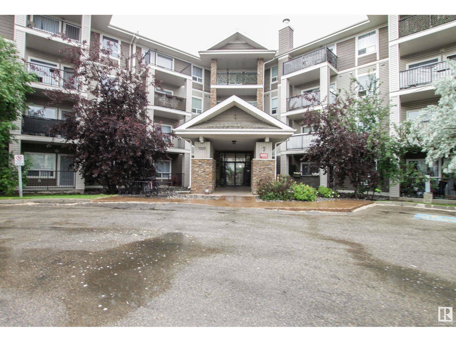#7208 7327 SOUTH TERWILLEGAR DR NW, Edmonton, Alberta