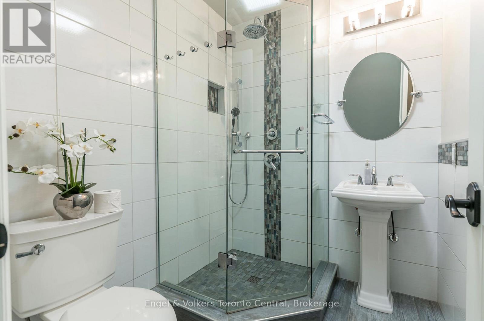 47 Glen Road, Collingwood, Ontario  L9Y 0X2 - Photo 6 - S12106102