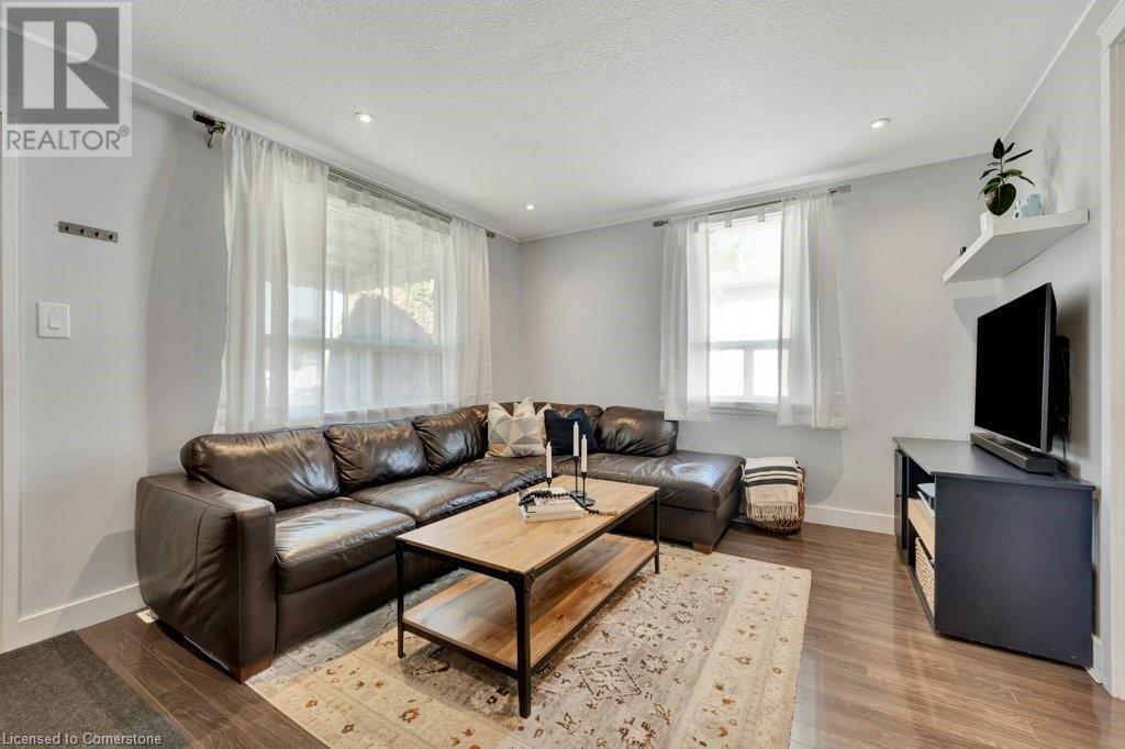 Property at 23 BROADVIEW Avenue image 5