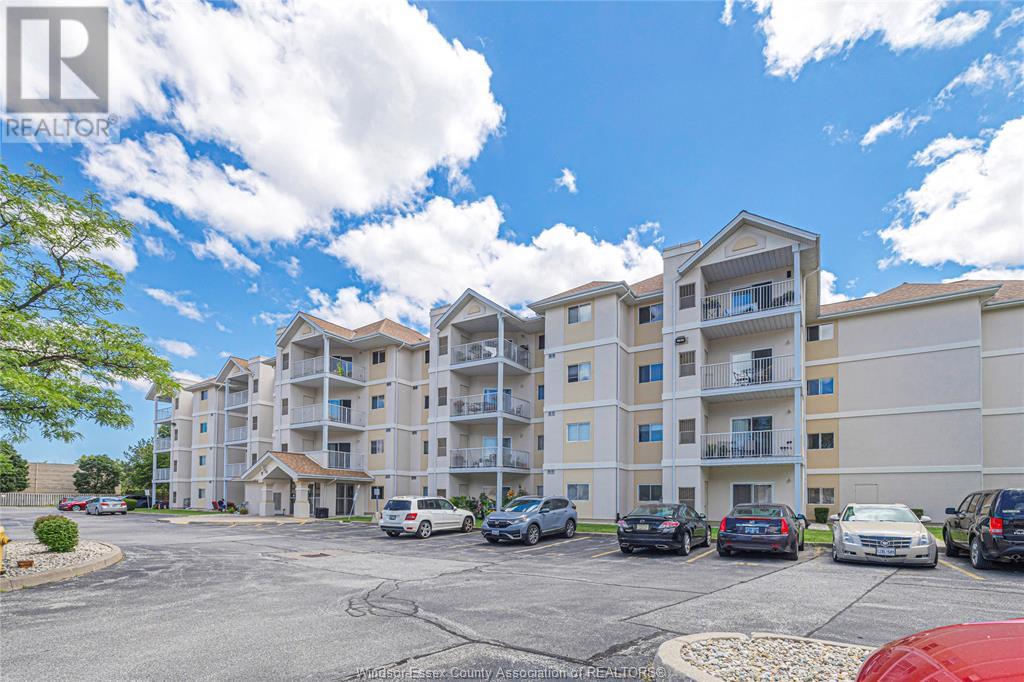 Property at 1547 GRAND MARAIS ROAD West Unit# 305 image 4