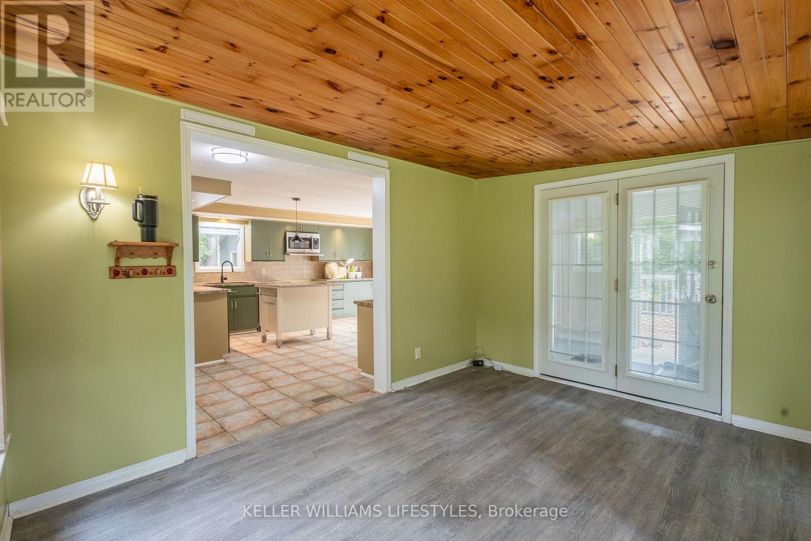 314 Black Spruce Drive, Central Huron, Ontario  N0M 1G0 - Photo 12 - X12297063