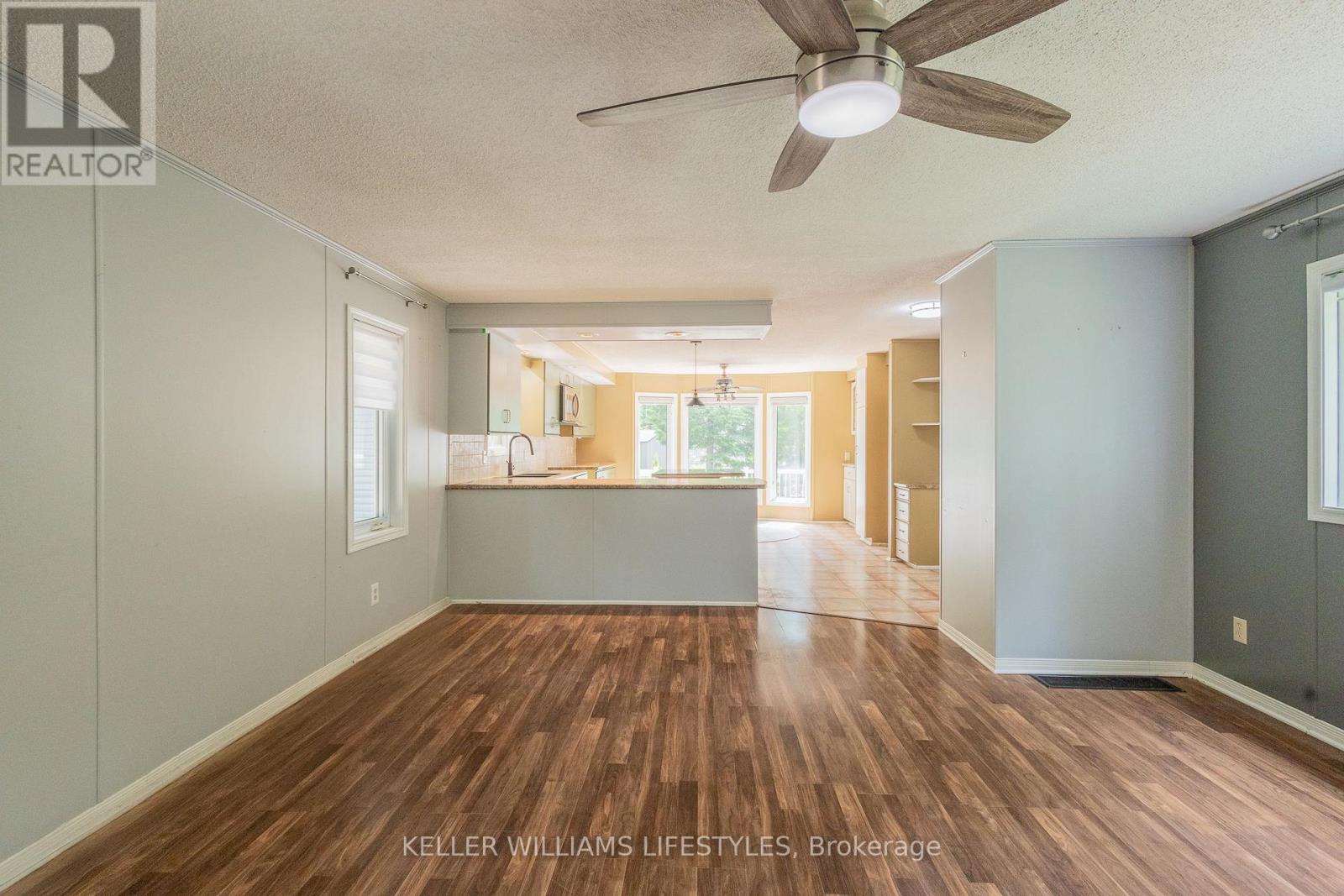 314 Black Spruce Drive, Central Huron, Ontario  N0M 1G0 - Photo 17 - X12297063
