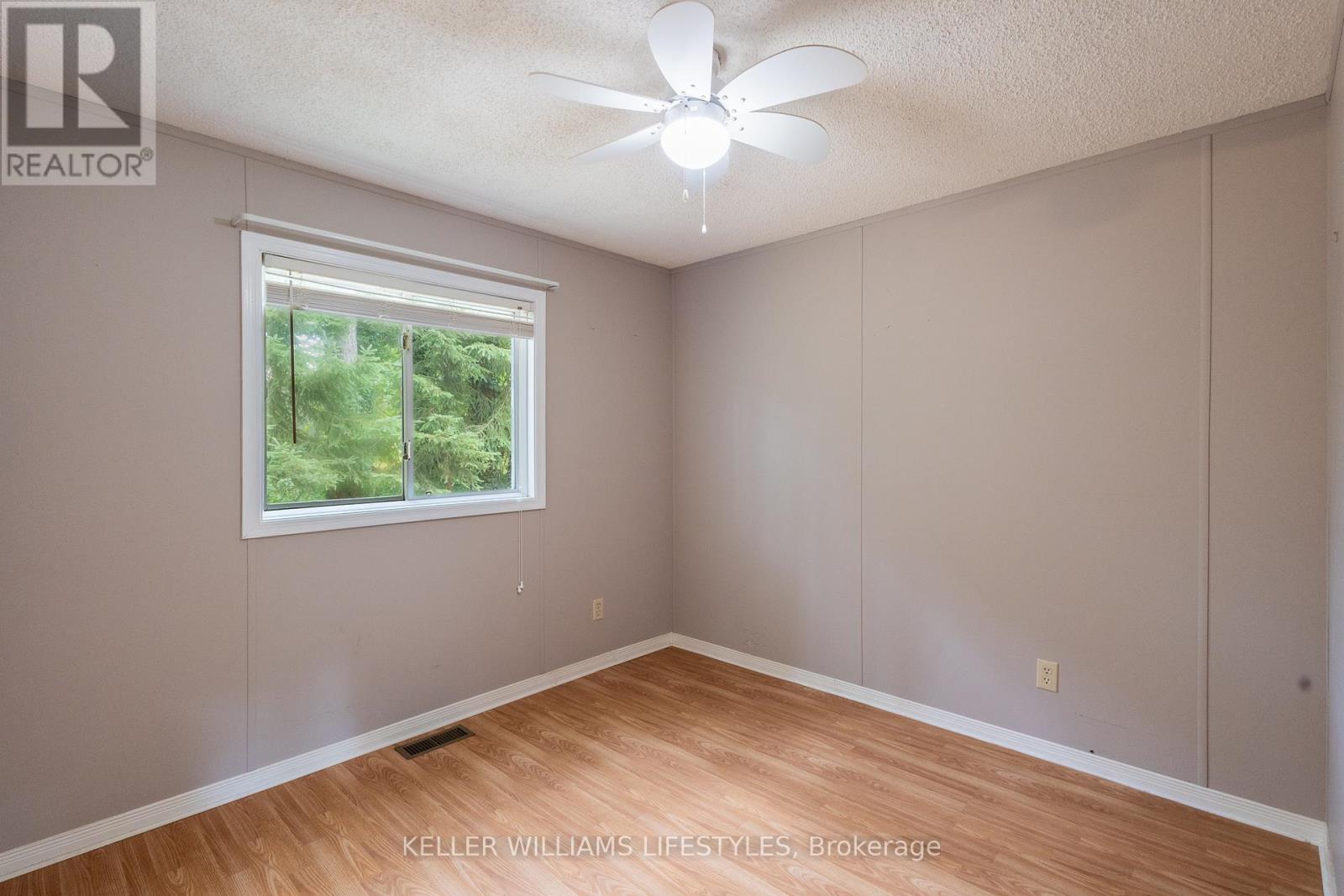 314 Black Spruce Drive, Central Huron, Ontario  N0M 1G0 - Photo 22 - X12297063