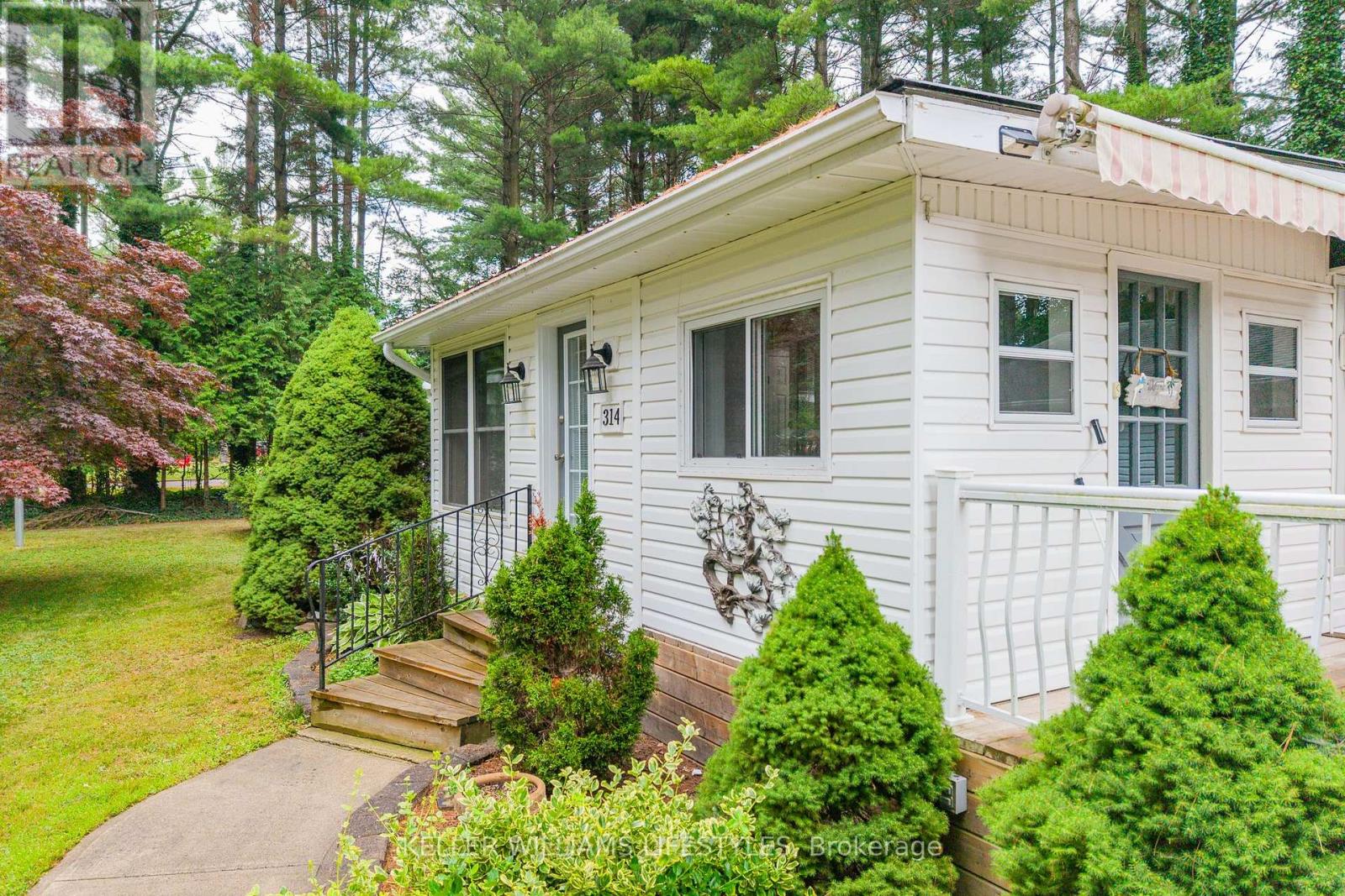 314 Black Spruce Drive, Central Huron, Ontario  N0M 1G0 - Photo 3 - X12297063