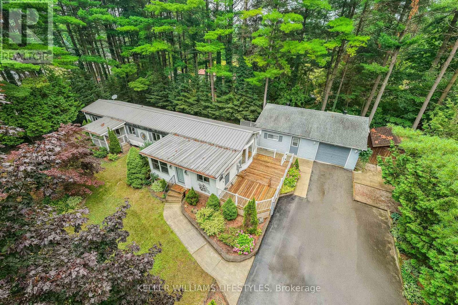 314 Black Spruce Drive, Central Huron, Ontario  N0M 1G0 - Photo 46 - X12297063
