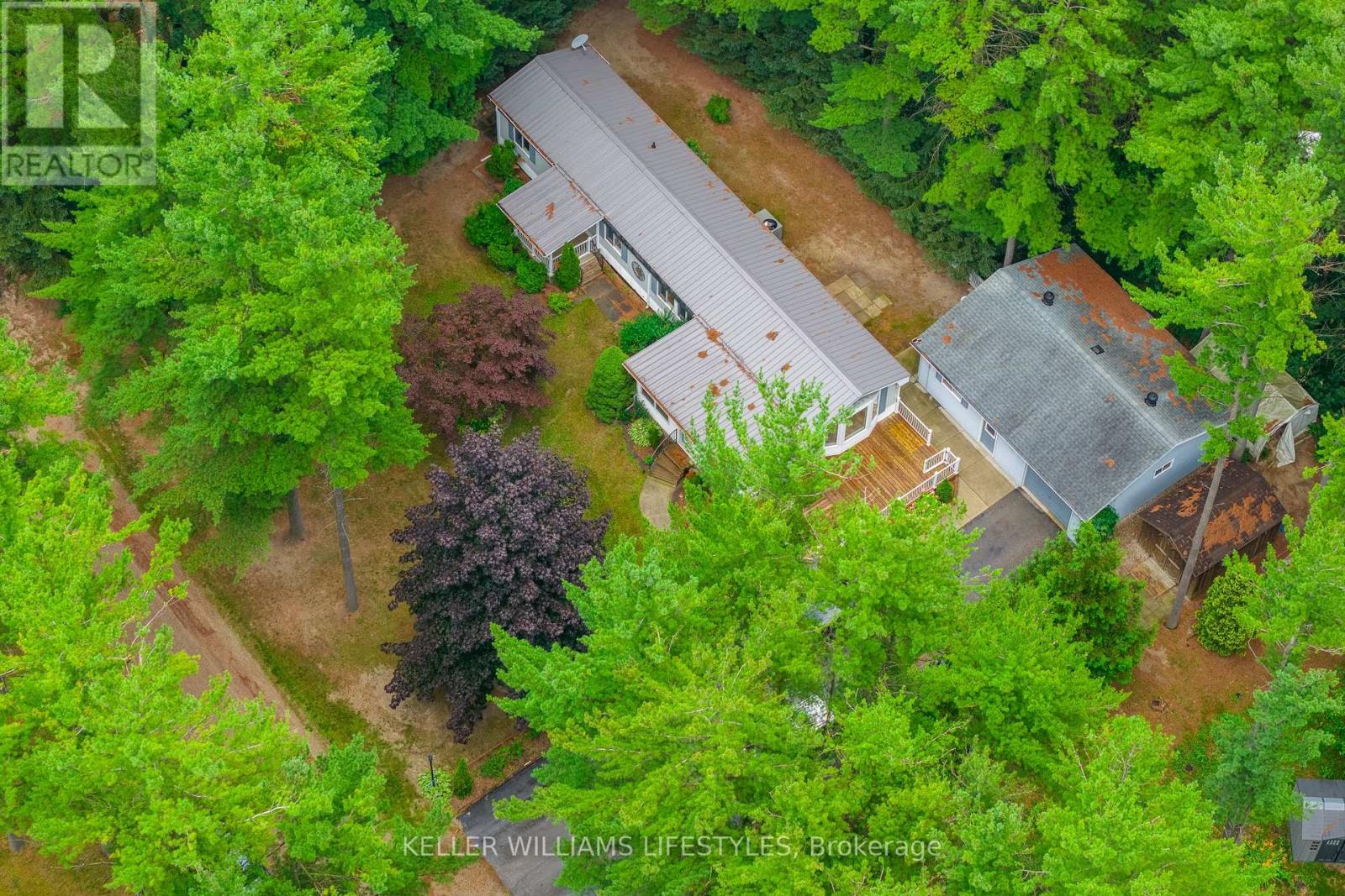 314 Black Spruce Drive, Central Huron, Ontario  N0M 1G0 - Photo 48 - X12297063