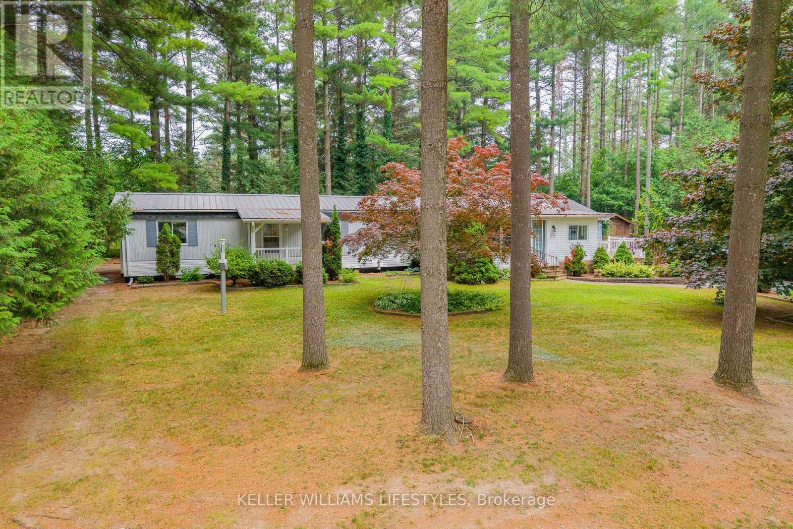 314 Black Spruce Drive, Central Huron, Ontario  N0M 1G0 - Photo 7 - X12297063