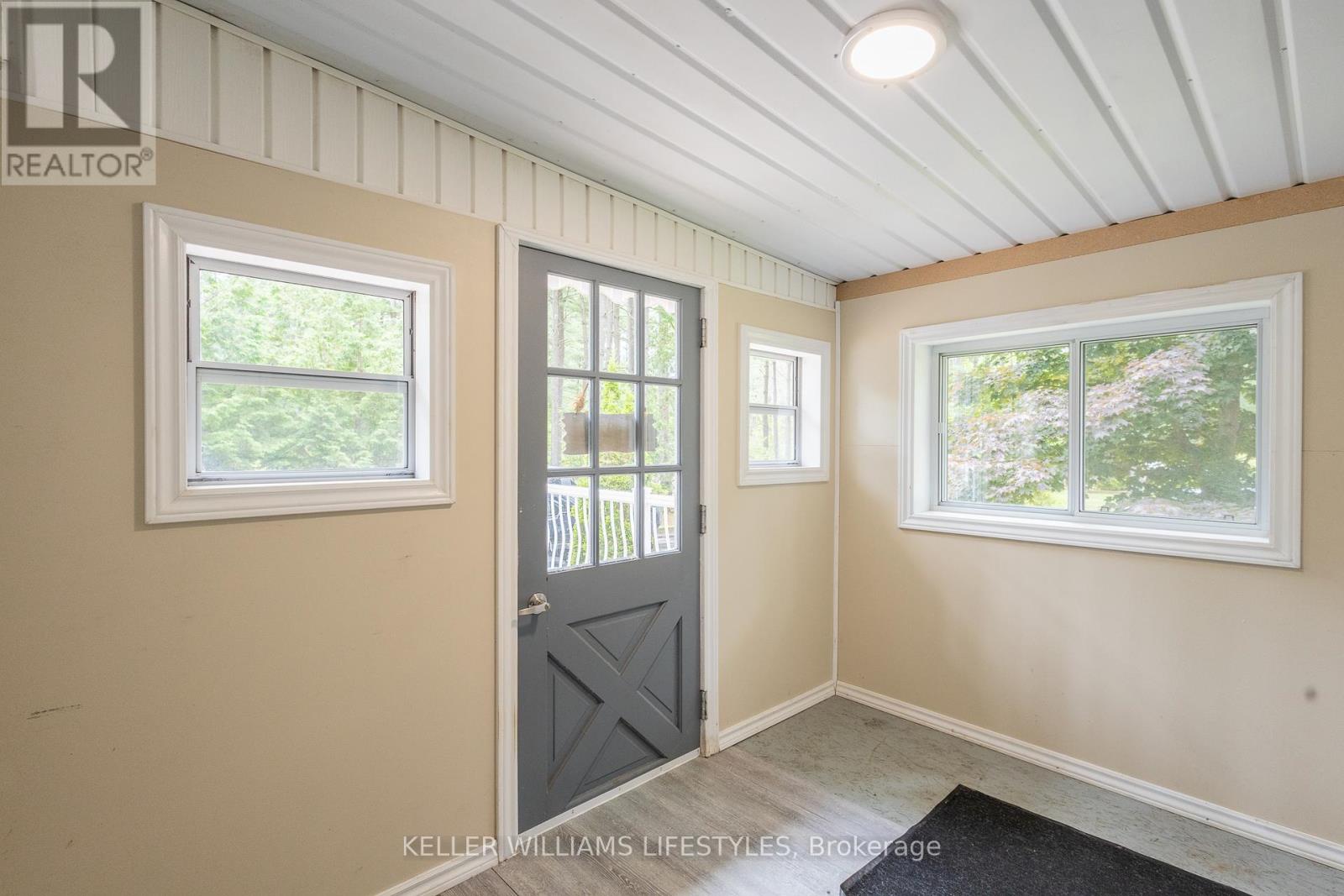 314 Black Spruce Drive, Central Huron, Ontario  N0M 1G0 - Photo 8 - X12297063