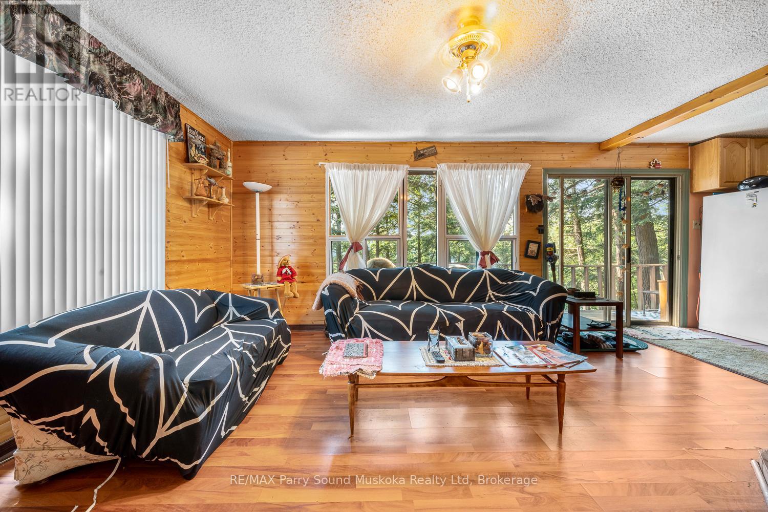 20 Peninsula Trail, Seguin, Ontario  P2A 2W8 - Photo 24 - X12293231