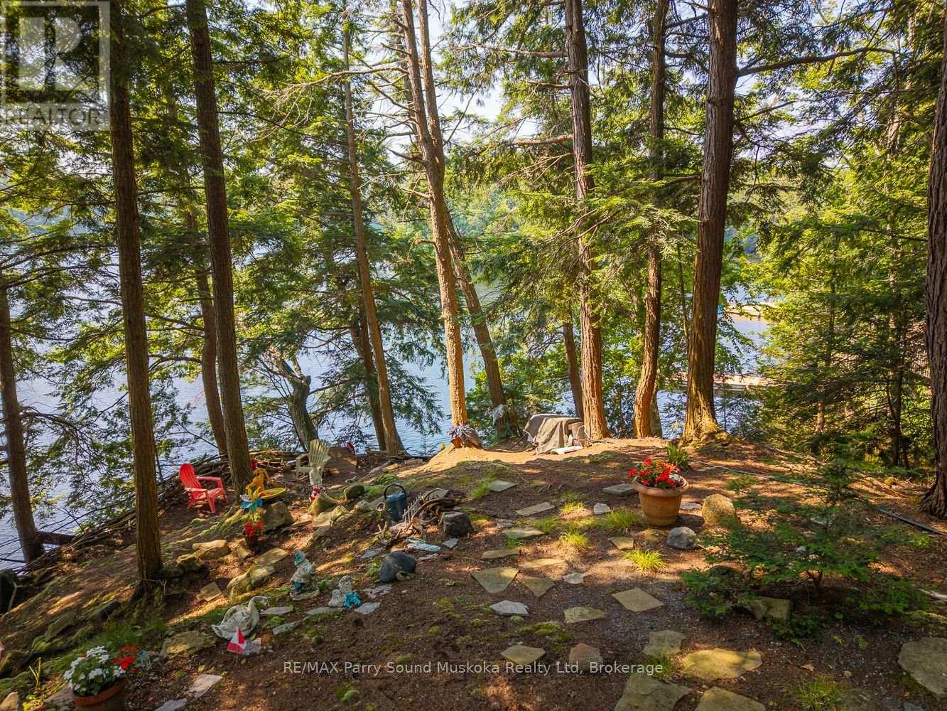 20 Peninsula Trail, Seguin, Ontario  P2A 2W8 - Photo 6 - X12293231