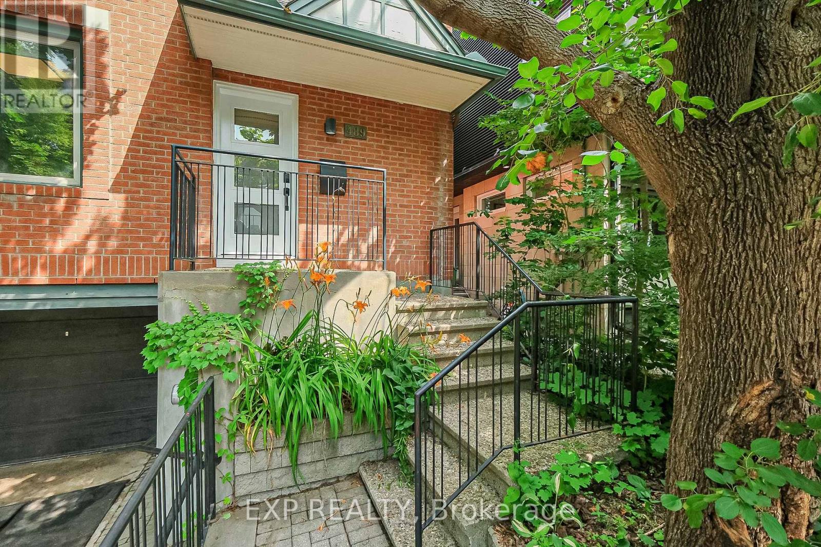 Property at 489 SUNNYSIDE AVENUE image 3