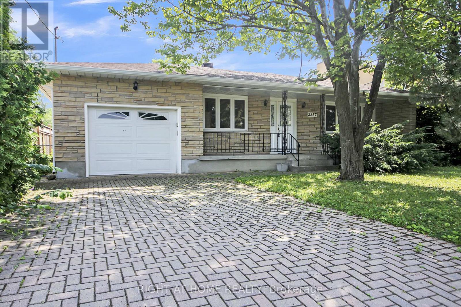 Property at 2257 PROSPECT AVENUE image 1