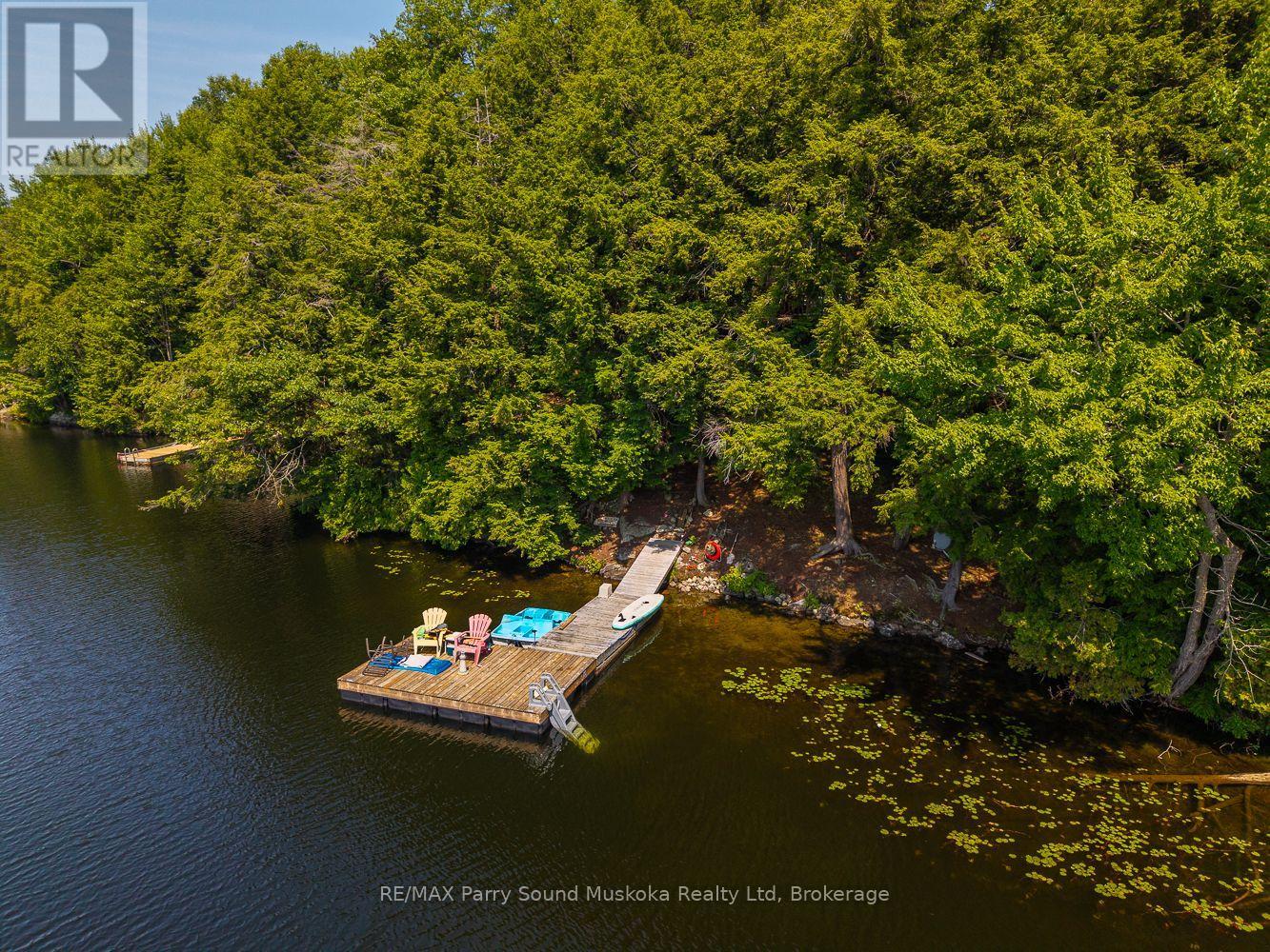20 Peninsula Trail, Seguin, Ontario  P2A 2W8 - Photo 5 - X12293231