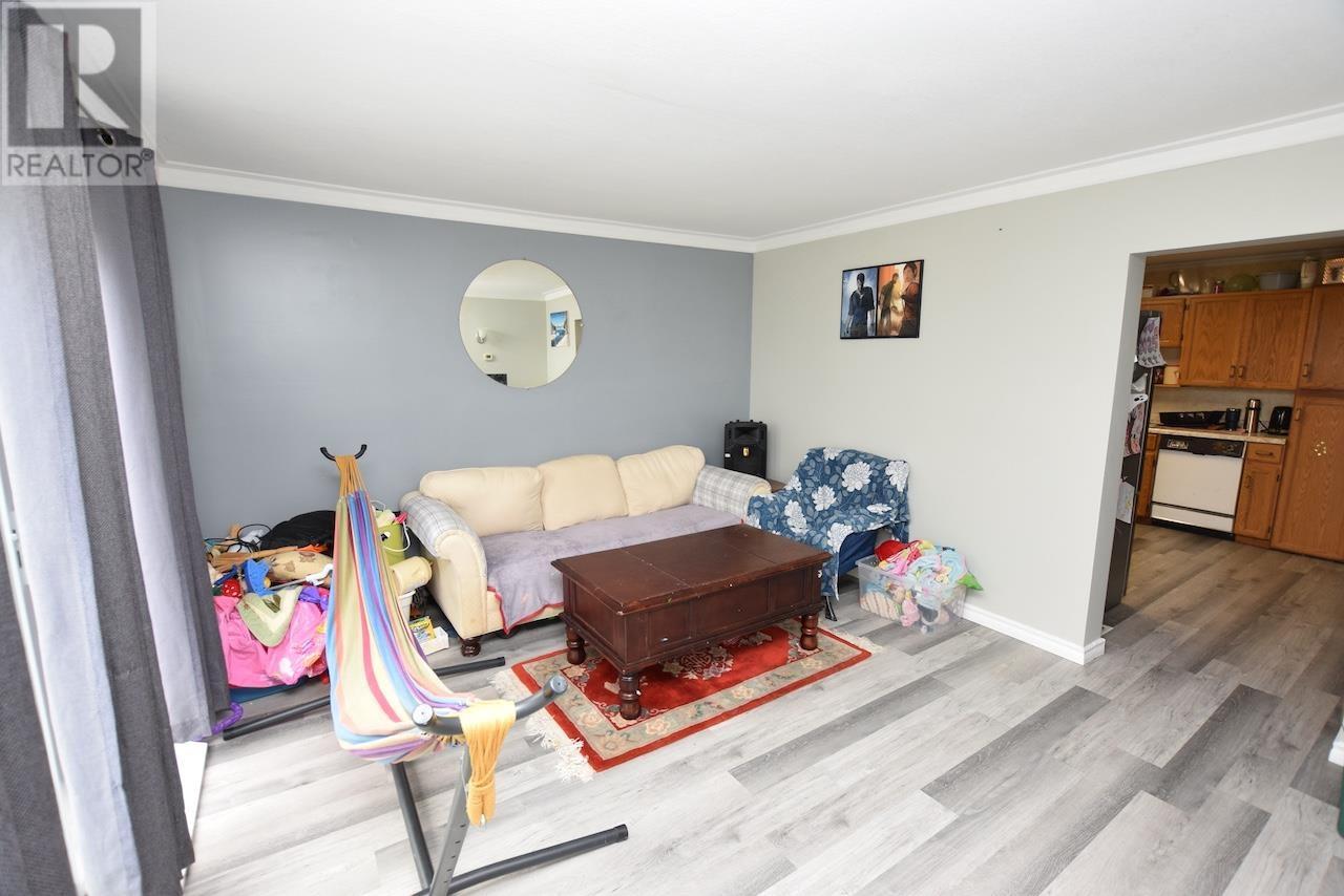 13 Ash St, Blind River, Ontario  P0R 1B0 - Photo 9 - SM251977