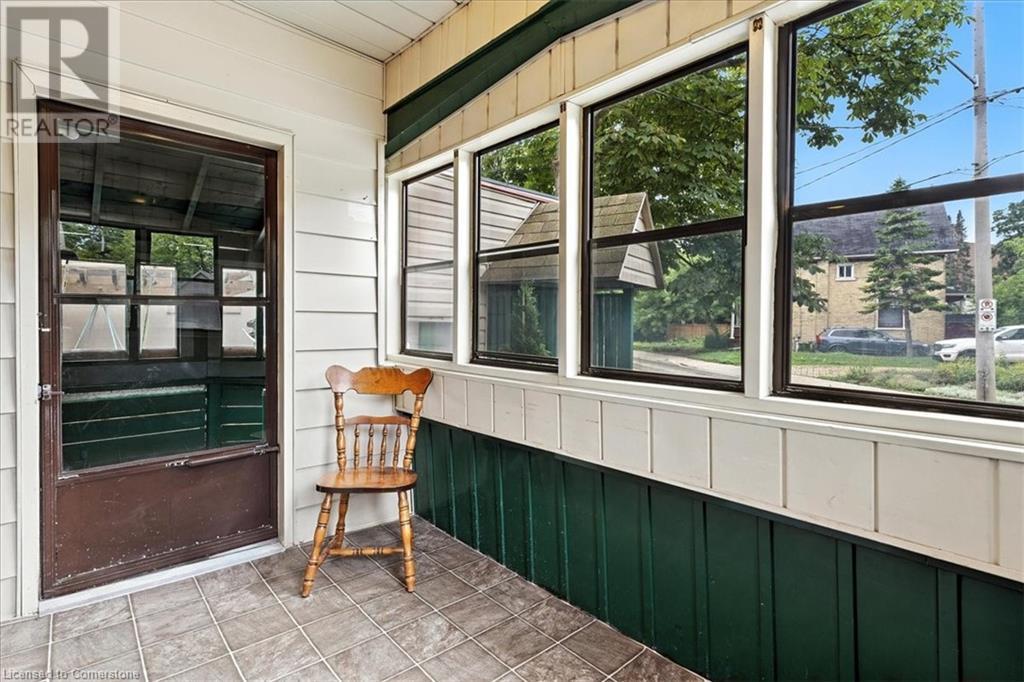 Property at 64 LANCASTER Street E image 5