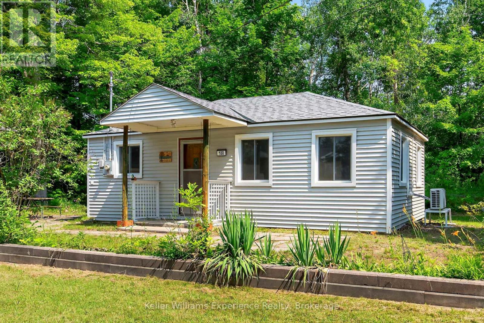 Property at 180&184 SILVER BIRCH CRESCENT image 5
