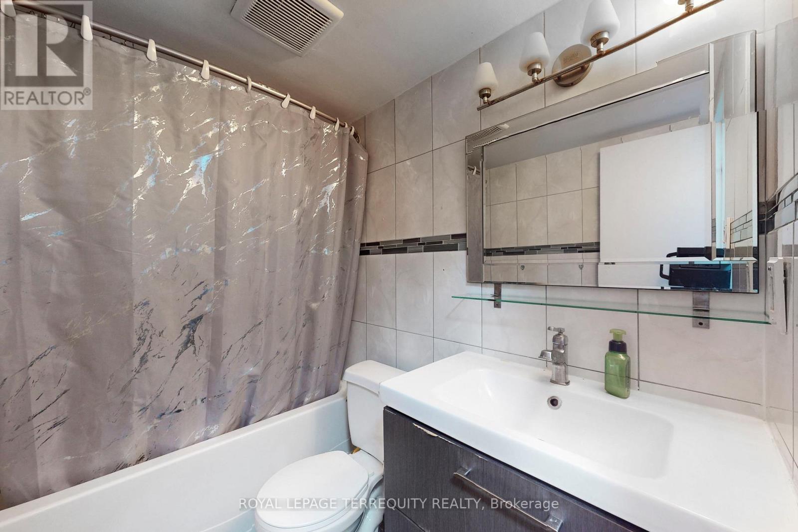 410 - 5 San Romano Way, Toronto, Ontario  M3N 2Y4 - Photo 11 - W12296901