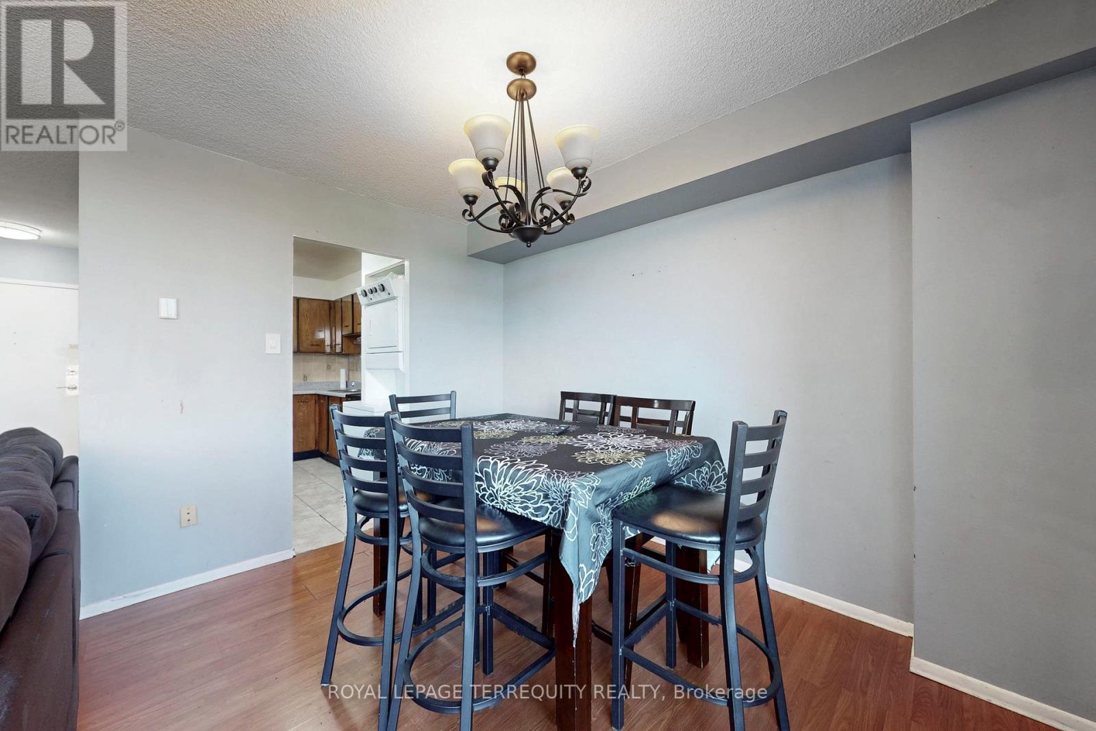 410 - 5 San Romano Way, Toronto, Ontario  M3N 2Y4 - Photo 7 - W12296901