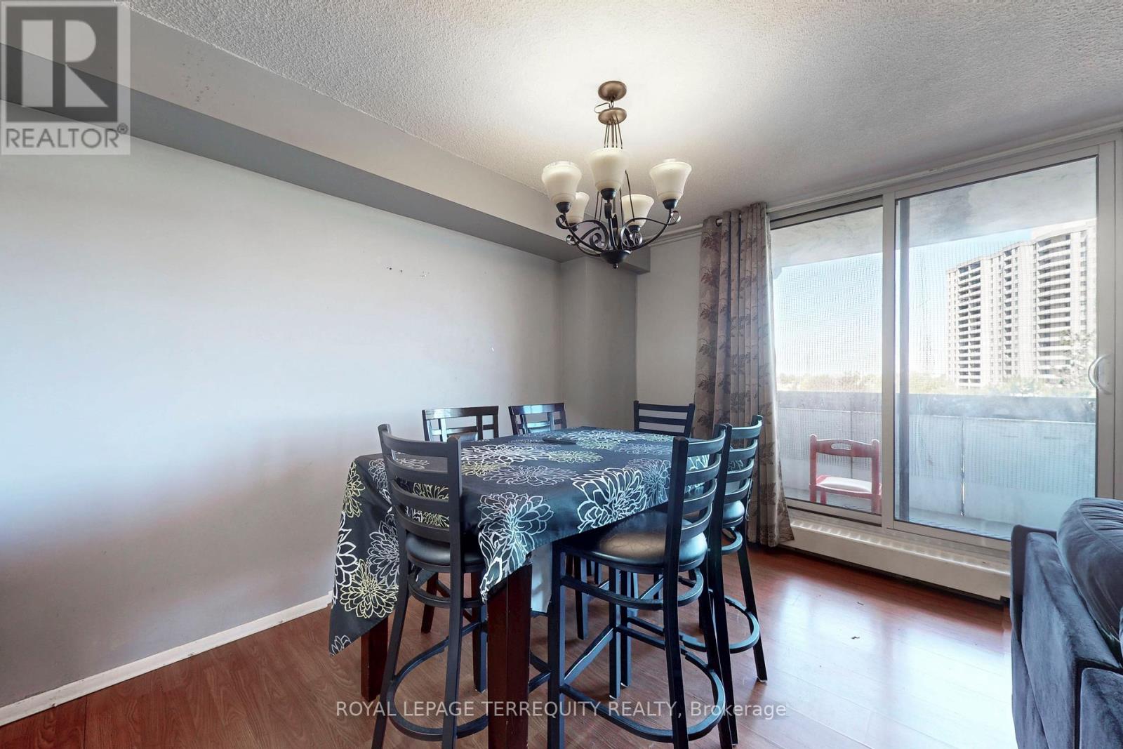 410 - 5 San Romano Way, Toronto, Ontario  M3N 2Y4 - Photo 8 - W12296901