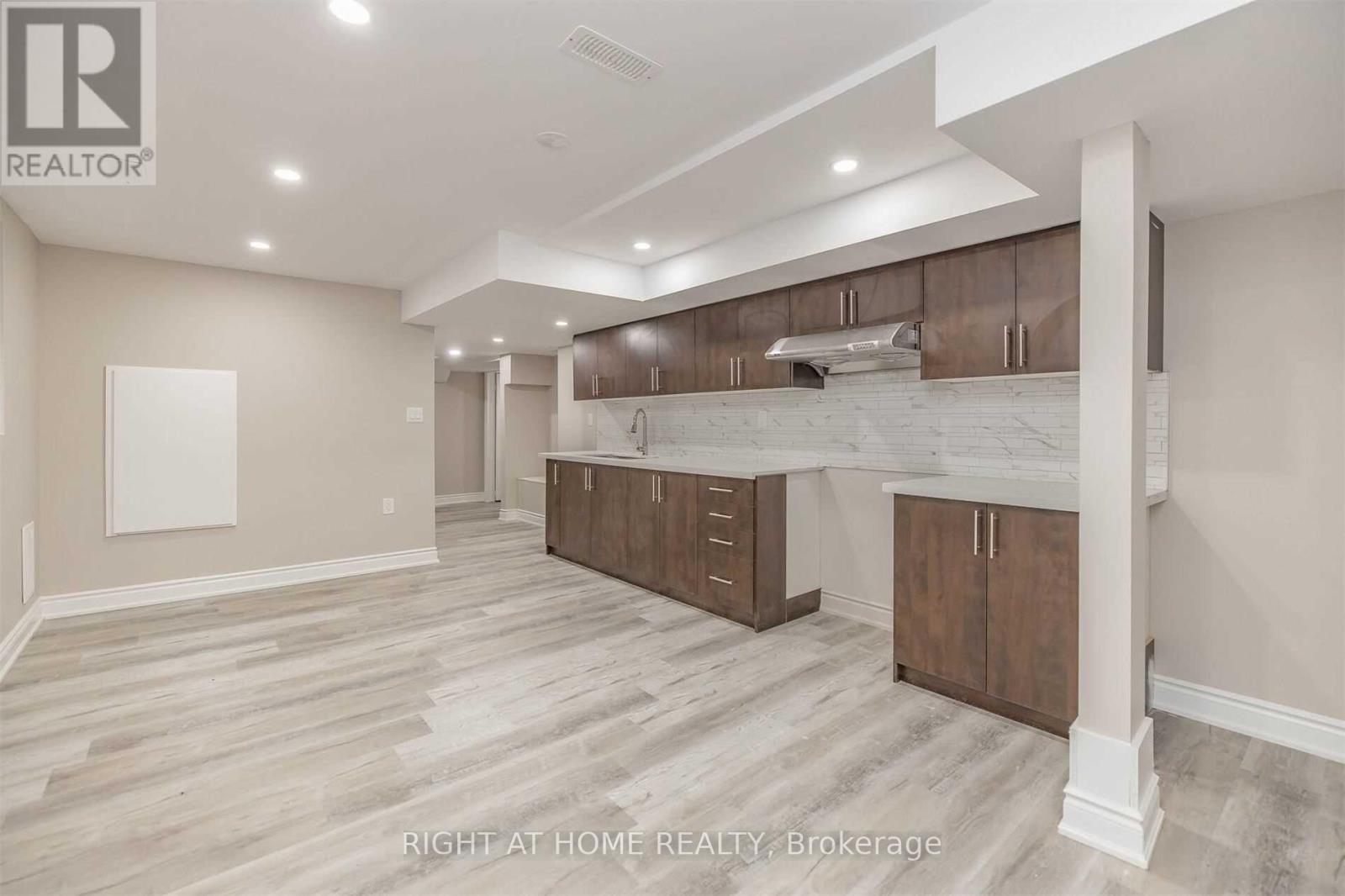 Bsmt - 99 Masters Green Crescent, Brampton, Ontario  L7A 3K3 - Photo 12 - W12296924