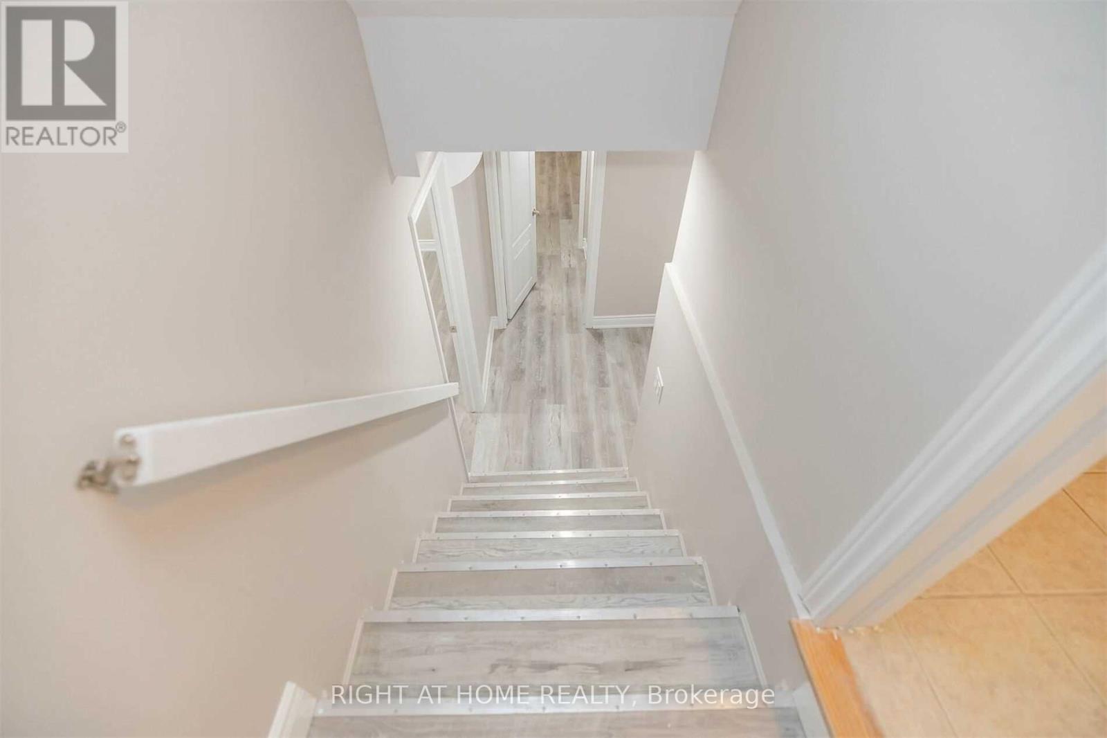 Bsmt - 99 Masters Green Crescent, Brampton, Ontario  L7A 3K3 - Photo 3 - W12296924
