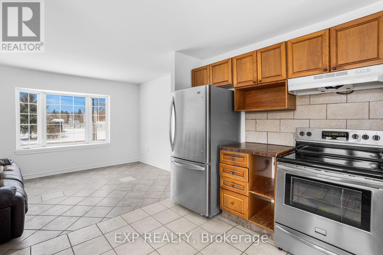 120 Herbert Street, The Nation, Ontario  K0A 2M0 - Photo 10 - X12189416