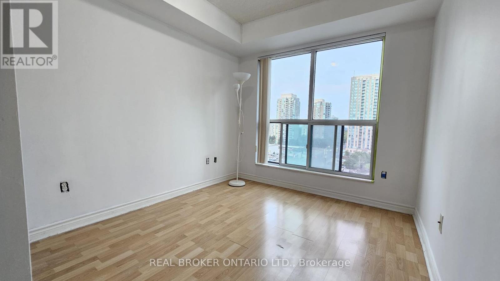 1516 - 7 Lorraine Drive, Toronto, Ontario  M2N 2E3 - Photo 15 - C12296941