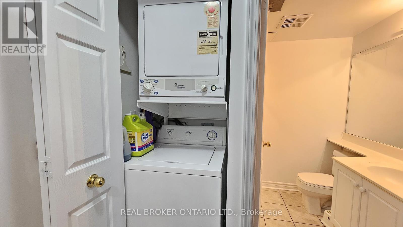 1516 - 7 Lorraine Drive, Toronto, Ontario  M2N 2E3 - Photo 18 - C12296941