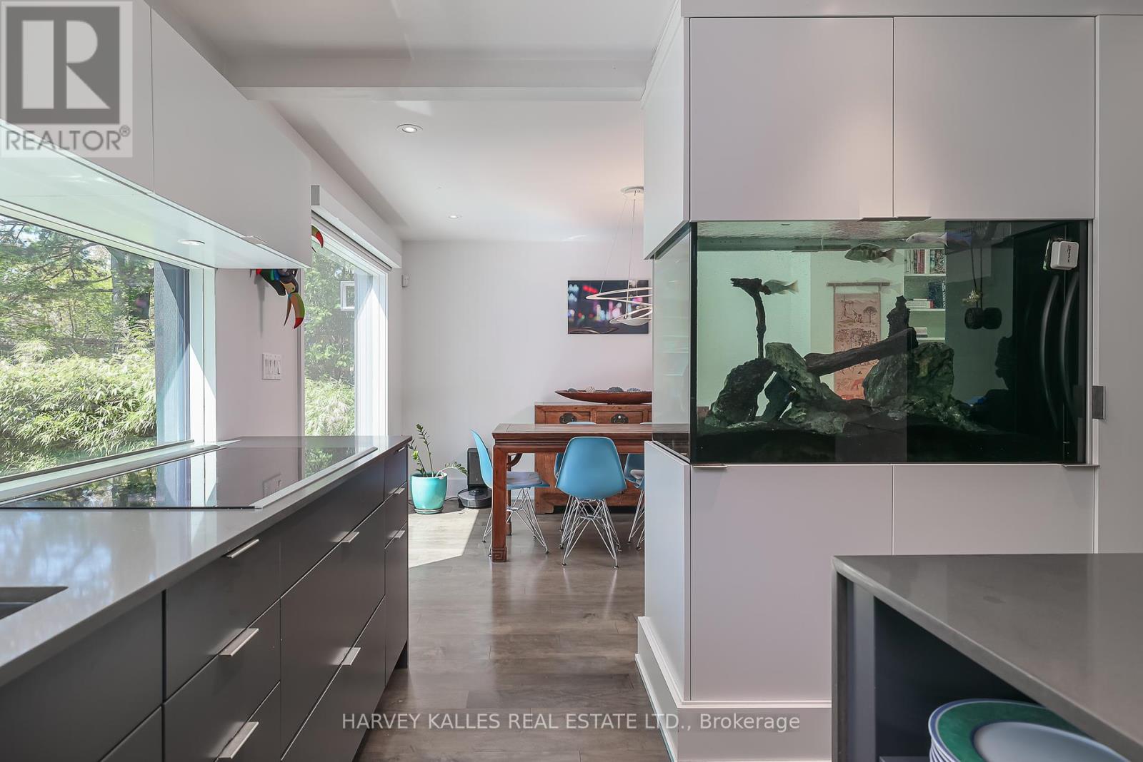 4 Kimloch Crescent, Toronto, Ontario  M3B 2J6 - Photo 11 - C12296946