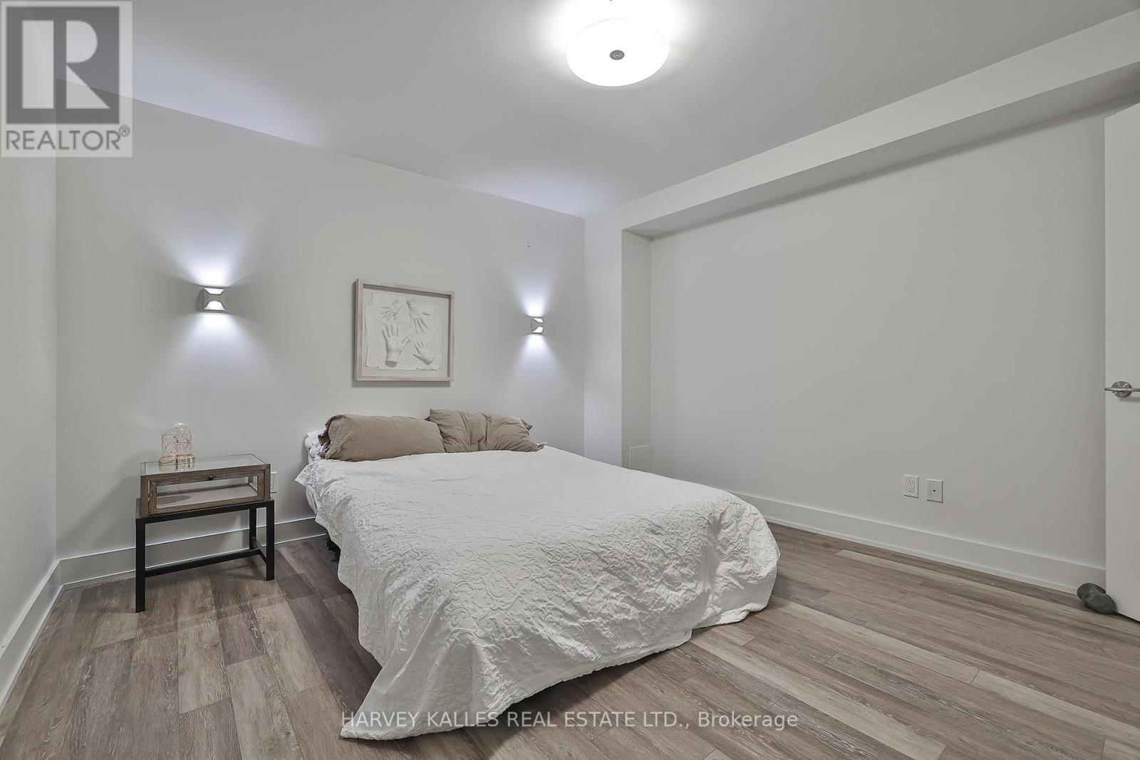 4 Kimloch Crescent, Toronto, Ontario  M3B 2J6 - Photo 36 - C12296946