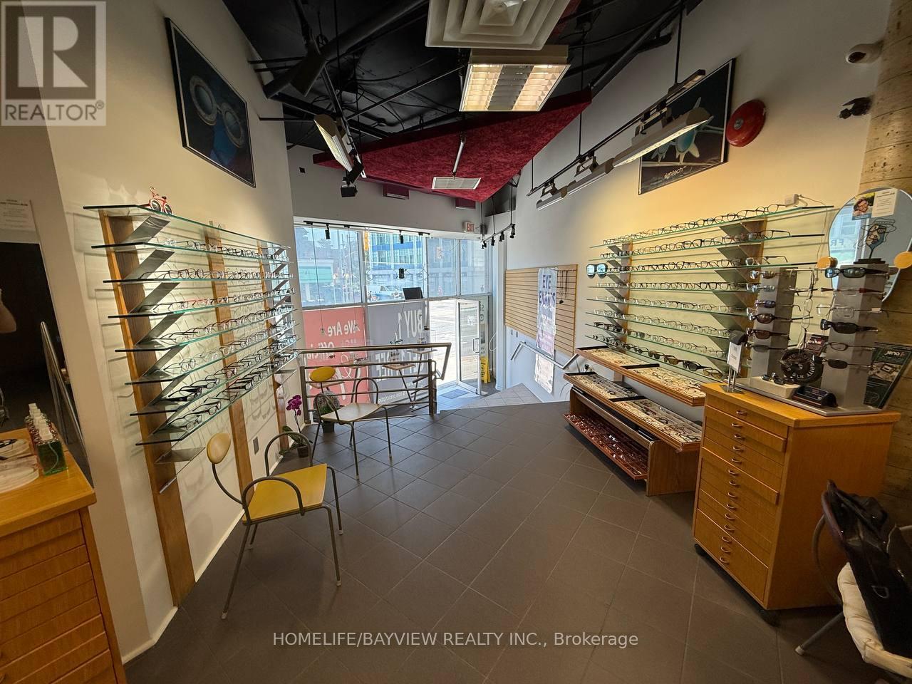 1910 Yonge Street, Toronto, Ontario  M4S 3B2 - Photo 5 - C12297015
