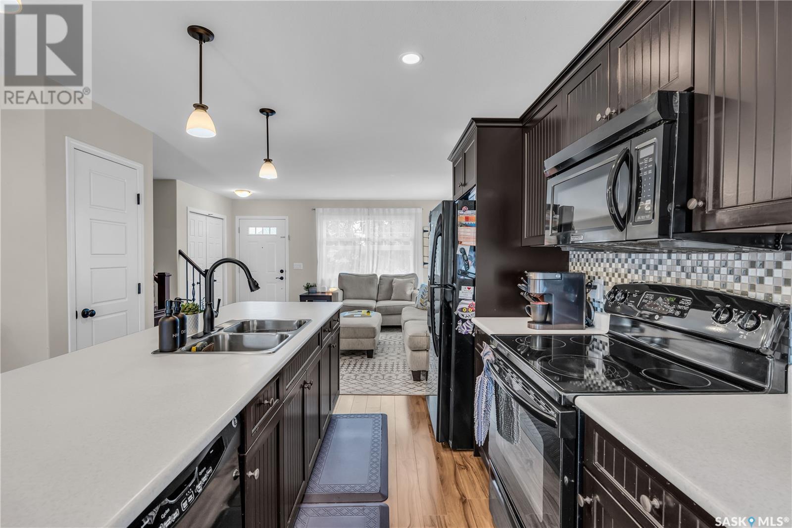 Property at 226 Langlois WAY image 5