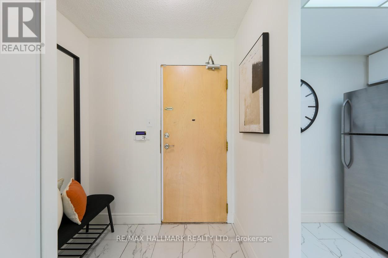 Property at 385 - 1 GREYSTONE WALK DRIVE image 5