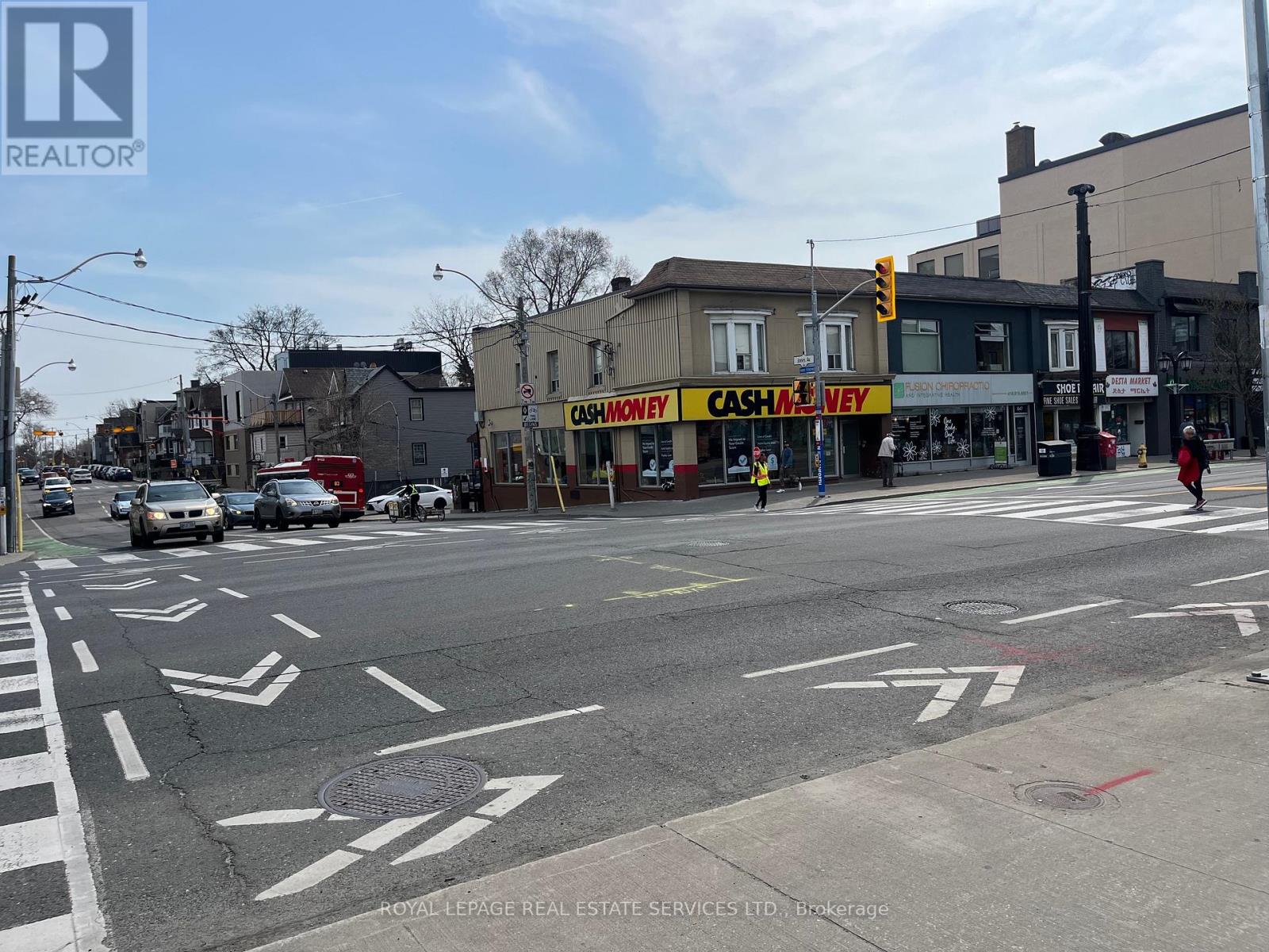 2nd Floor - 851 Danforth Avenue, Toronto, Ontario  M4J 1L2 - Photo 3 - E12297041