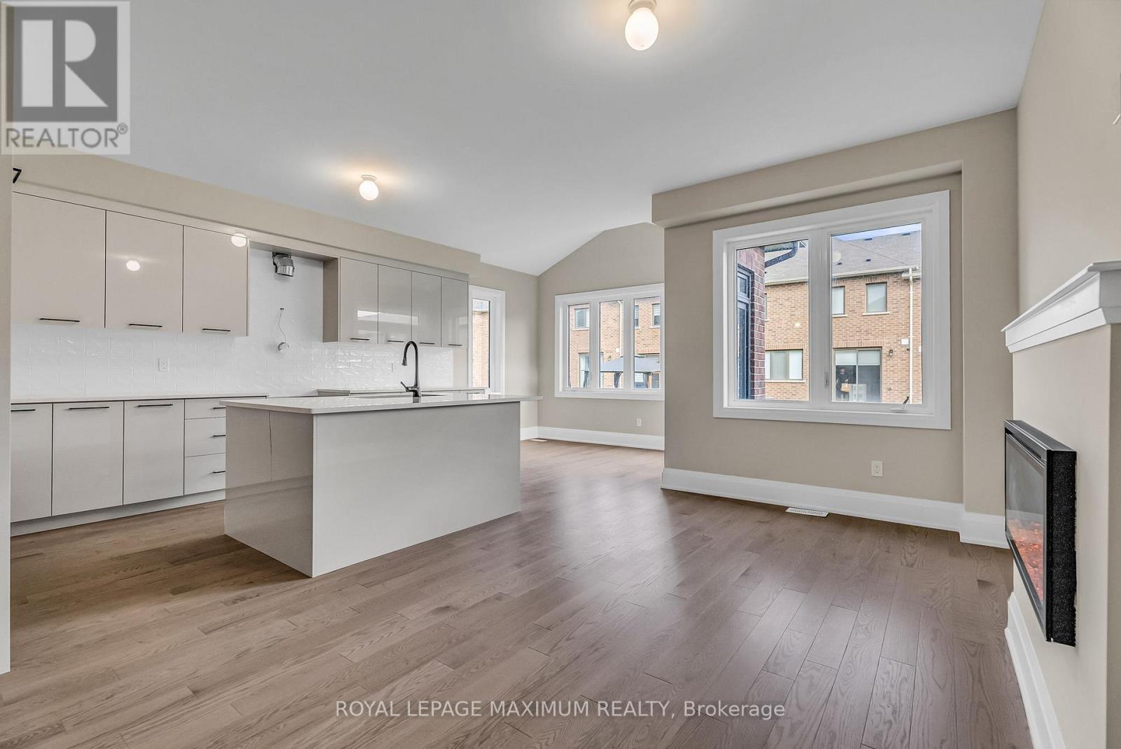17 Bertram Gate, Whitby, Ontario  L1P 0M5 - Photo 9 - E12297048