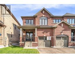 17 BERTRAM GATE, Whitby, Ontario
