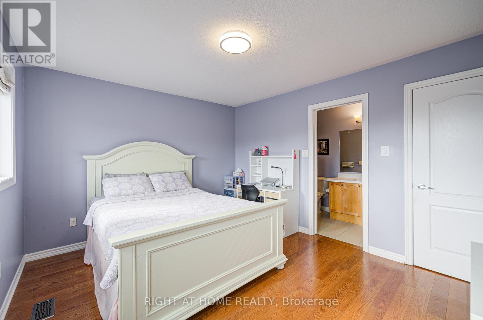 16 Milos Road, Richmond Hill, Ontario  L4E 0J9 - Photo 33 - N12297011