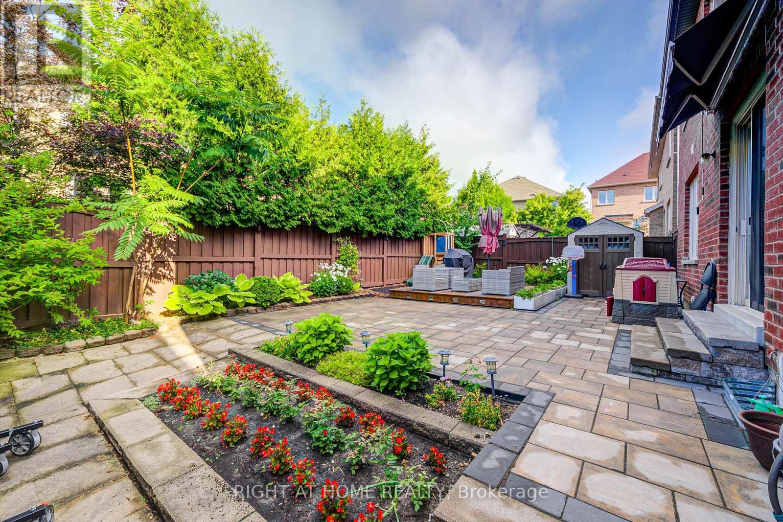 16 Milos Road, Richmond Hill, Ontario  L4E 0J9 - Photo 47 - N12297011