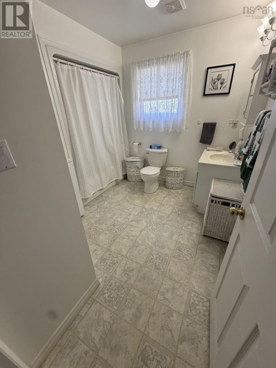 2633 Highway 206 Arichat, N.s., Arichat, Nova Scotia  B0E 1A0 - Photo 24 - 202504978