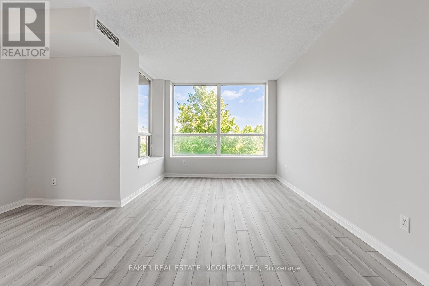 311 - 1150 Parkwest Place, Mississauga, Ontario  L5E 3K4 - Photo 5 - W12296995