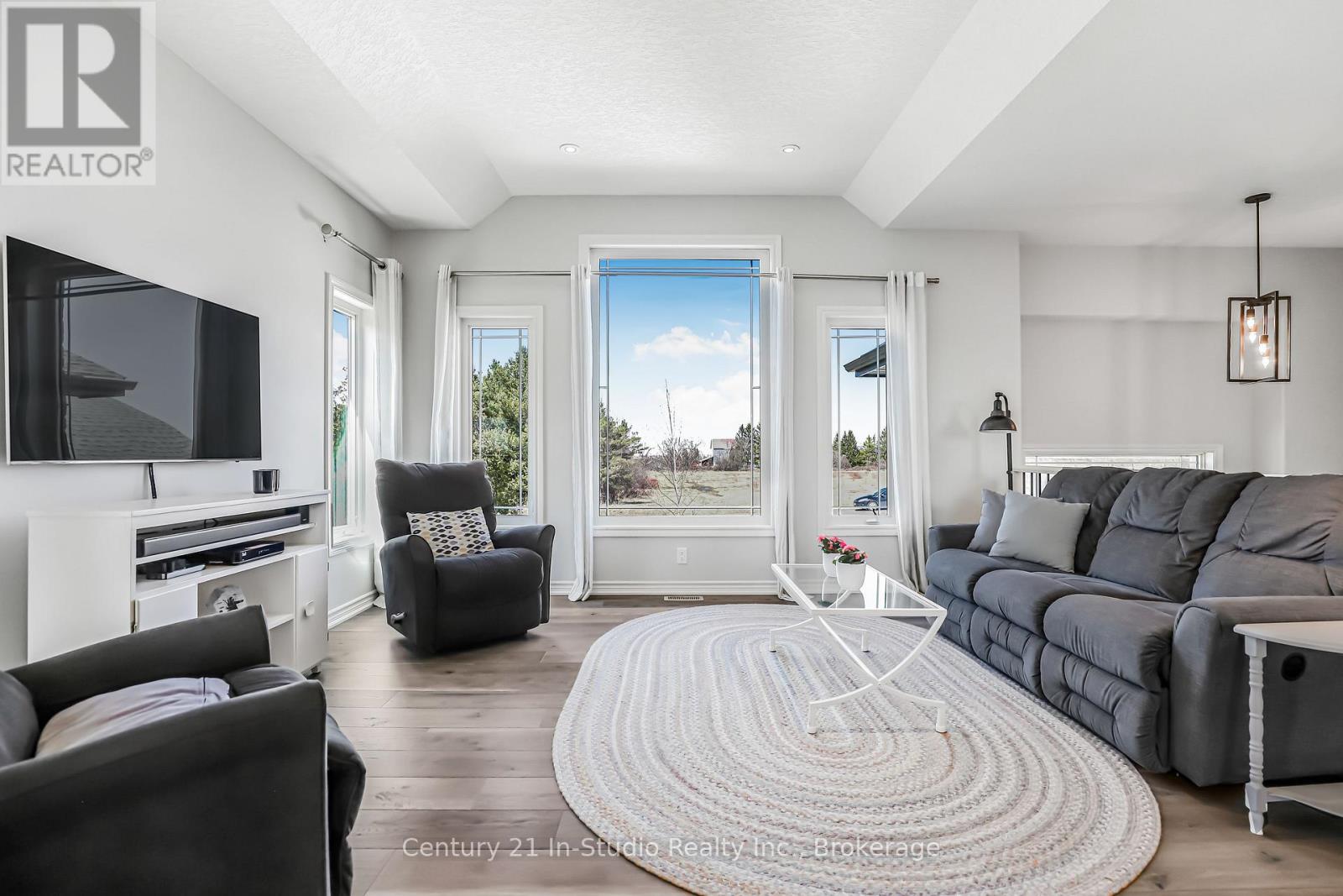 202 Meredith Way, Chatsworth, Ontario  N0H 1G0 - Photo 21 - X12098166