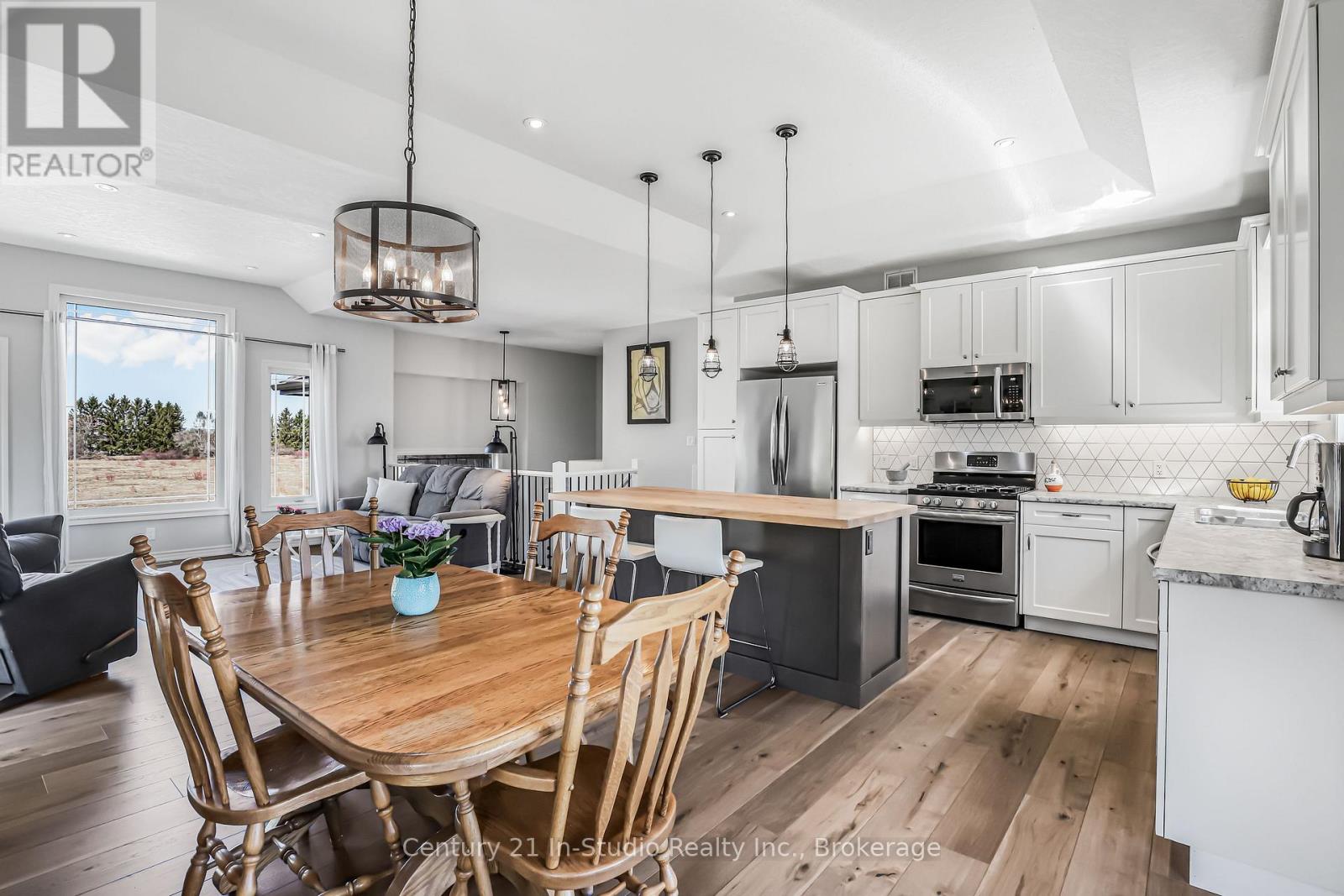202 Meredith Way, Chatsworth, Ontario  N0H 1G0 - Photo 28 - X12098166