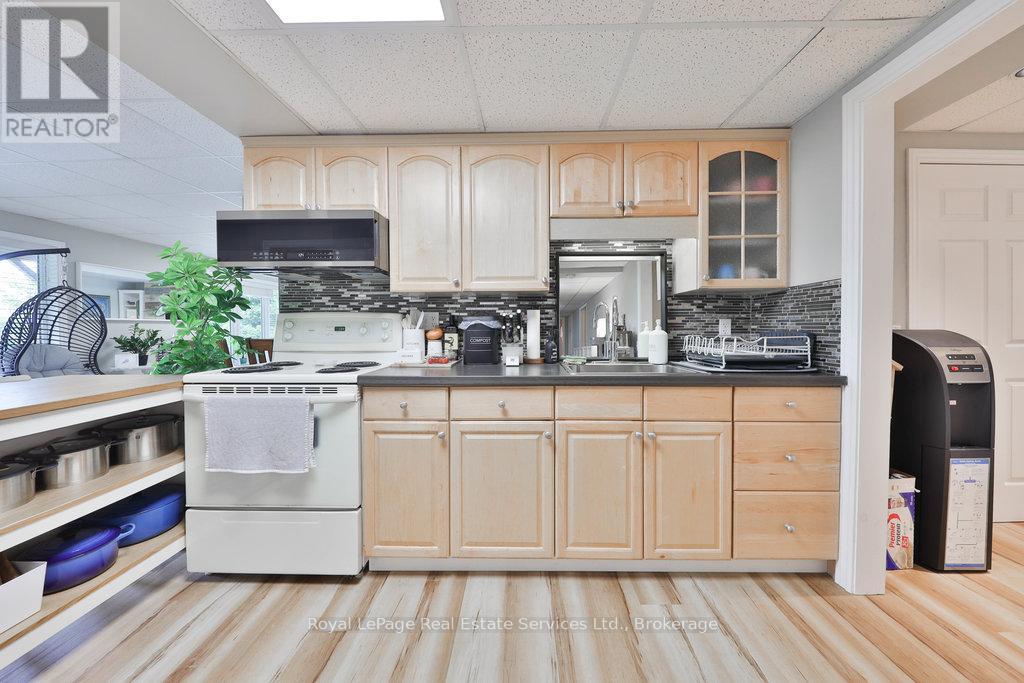 12 Ingleview Drive, Caledon, Ontario  L7C 1P3 - Photo 37 - W12297095